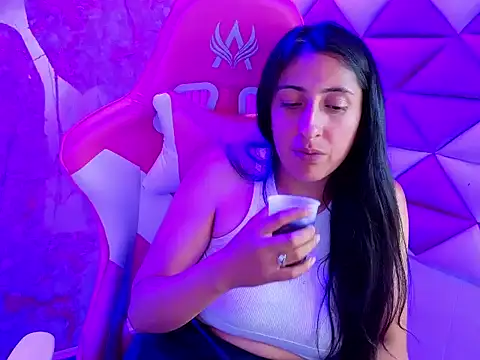 Snapshot of Cameron_cutte chatting on February 20, 2026, 6:26 am Cameron cutte online show from February 20, 2026, 6:26 am