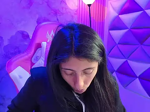 Snapshot of Cameron_cutte chatting on February 28, 2026, 3:17 am Cameron cutte online show from February 28, 2026, 3:17 am