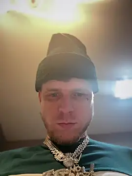Snapshot of traejddd chatting on May 19, 2026, 7:26 am traejddd online show from May 19, 2026, 7:26 am