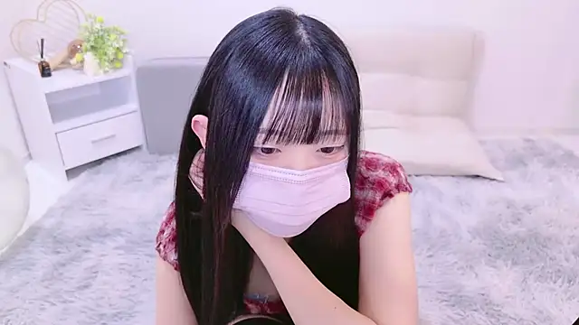 Snapshot of Suzu_ch_xx chatting on December 1, 2024, 4:45 pm Suzu ch xx online show from December 1, 2024, 4:45 pm