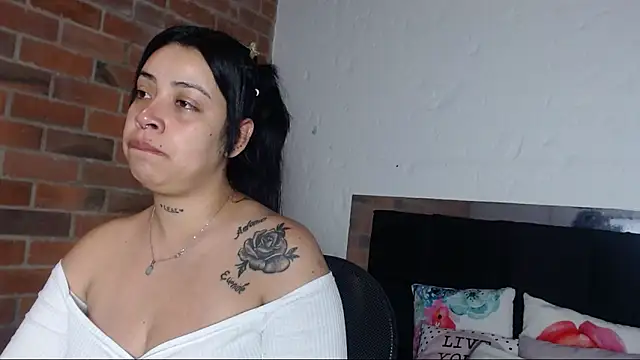 Snapshot of salome__hills1 chatting on January 25, 2025, 10:28 pm salome hills1 online show from January 25, 2025, 10:28 pm