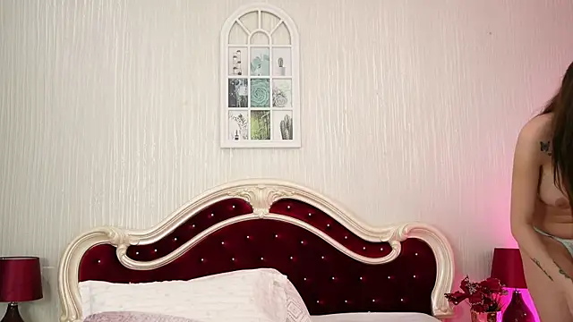 Snapshot of StacyLight chatting on May 4, 2026, 6:00 pm StacyLight online show from May 4, 2026, 6:00 pm