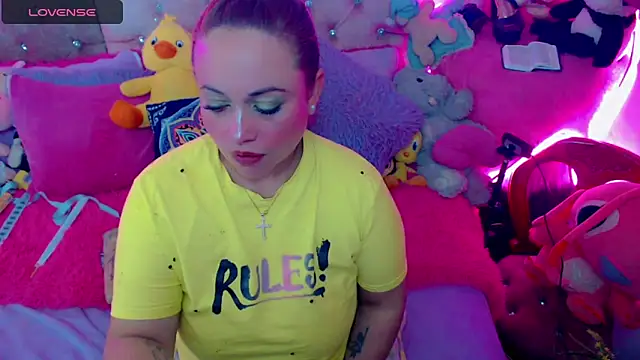 Snapshot of martina_bk chatting on March 15, 2025, 4:02 am martina bk online show from March 15, 2025, 4:02 am