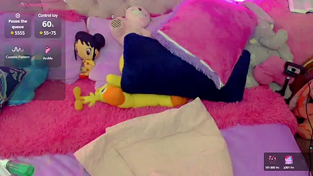 Snapshot of martina_bk chatting on March 5, 2025, 11:49 pm martina bk online show from March 5, 2025, 11:49 pm