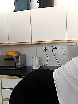 Snapshot of FreakyAngel3X chatting on September 12, 2025, 9:42 am FreakyAngel3X online show from September 12, 2025, 9:42 am