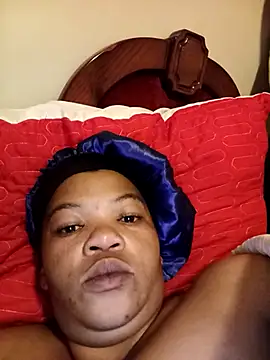 Snapshot of FreakyAngel3X chatting on October 20, 2025, 2:57 am FreakyAngel3X online show from October 20, 2025, 2:57 am