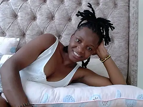 Naughty Girl17 online show from February 8, 2026, 1:31 pm