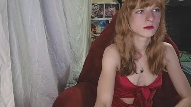 Snapshot of Rosieneko chatting on November 6, 2025, 7:56 am Rosieneko online show from November 6, 2025, 7:56 am