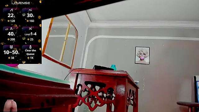 Jimena Grey online show from April 15, 2026, 12:49 am