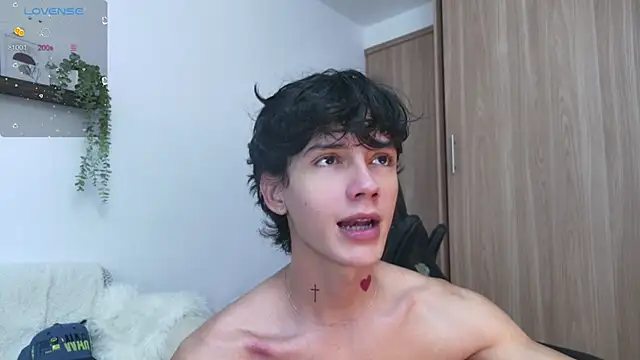 Snapshot of badboy_one_ chatting on October 4, 2025, 10:00 pm badboy one  online show from October 4, 2025, 10:00 pm