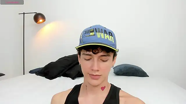 Snapshot of badboy_one_ chatting on January 2, 2025, 7:51 pm badboy one  online show from January 2, 2025, 7:51 pm