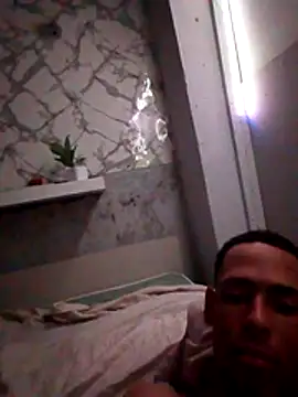 Jefrey1113 online show from April 18, 2026, 8:20 pm