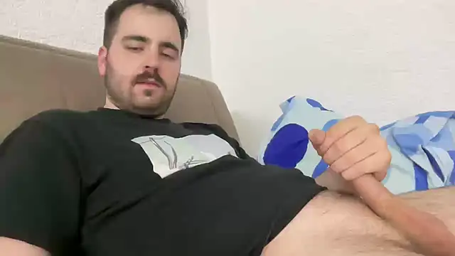 Snapshot of Horny00boy0 chatting on June 5, 2026, 11:10 pm Horny00boy0 online show from June 5, 2026, 11:10 pm