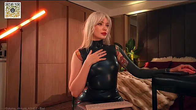 LinaKinky online show from March 20, 2026, 3:24 pm