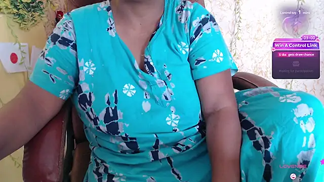 Snapshot of Prita07 chatting on July 1, 2026, 4:46 am Prita07 online show from July 1, 2026, 4:46 am