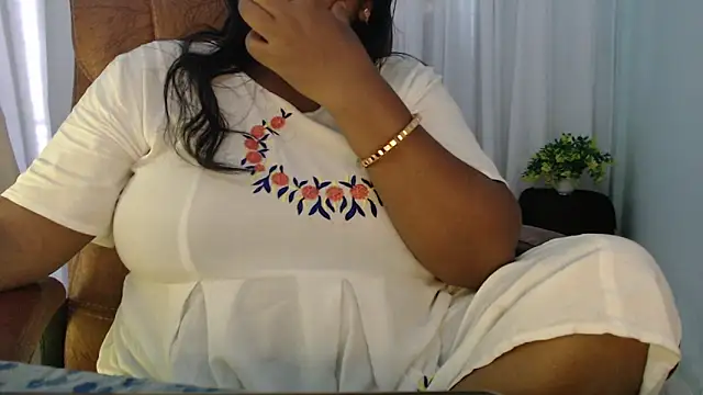 Snapshot of Prita07 chatting on March 12, 2025, 9:23 am Prita07 online show from March 12, 2025, 9:23 am