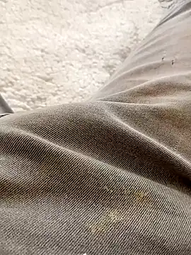 Kurtsikicixh online show from December 3, 2025, 10:58 am