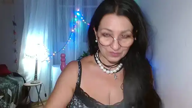Snapshot of KeisyNeonX chatting on September 22, 2025, 7:09 pm KeisyNeonX online show from September 22, 2025, 7:09 pm