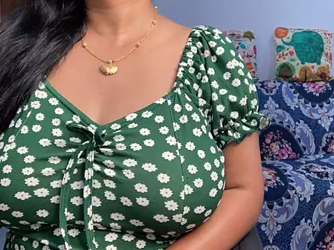 Aishwarya 101  online show from October 26, 2025, 5:13 pm