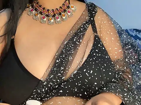 Snapshot of Aishwarya_101_ chatting on October 3, 2025, 6:42 pm Aishwarya 101 online show from October 3, 2025, 6:42 pm