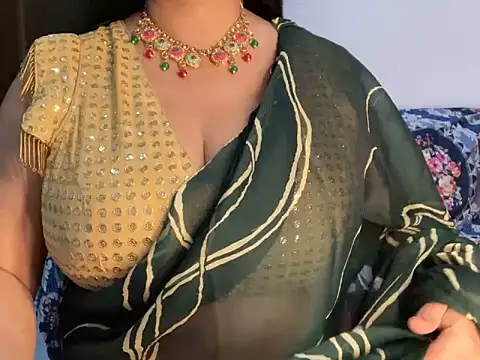 Snapshot of Aishwarya_101_ chatting on September 26, 2025, 6:15 pm Aishwarya 101 online show from September 26, 2025, 6:15 pm