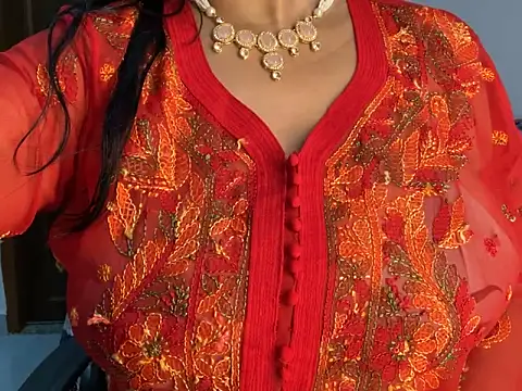 Snapshot of Aishwarya_101_ chatting on September 25, 2025, 5:19 pm Aishwarya 101 online show from September 25, 2025, 5:19 pm