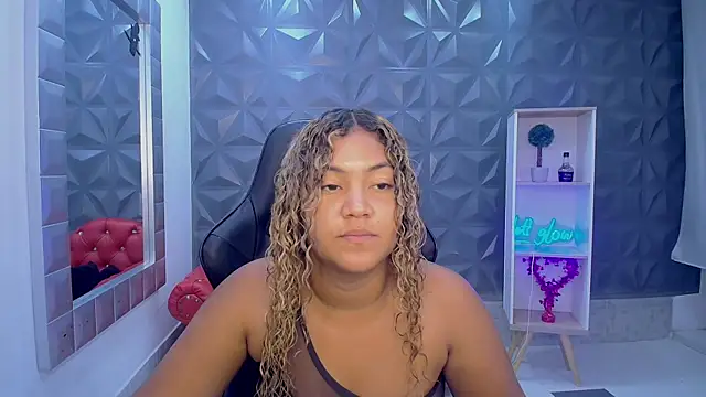 Cristal War online show from April 1, 2026, 11:12 pm