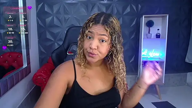 Cristal War online show from March 19, 2026, 11:05 pm