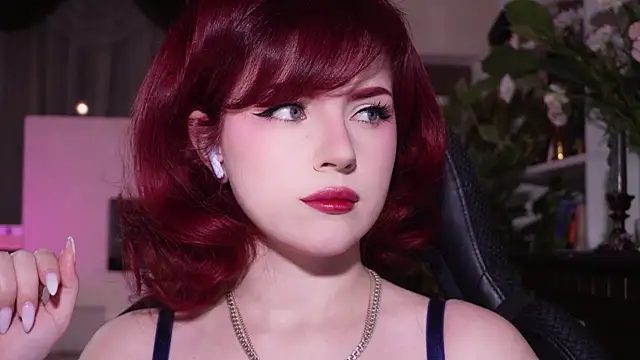 Snapshot of Chriss_Fox chatting on November 26, 2025, 3:23 pm Chriss Fox online show from November 26, 2025, 3:23 pm