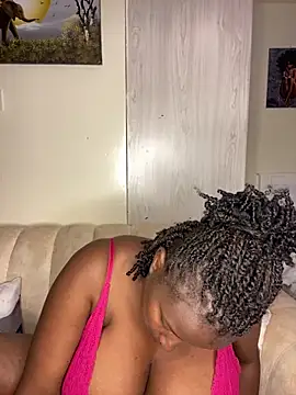 Snapshot of Naughty-sonia2 chatting on February 26, 2025, 7:10 pm Naughty-sonia2 online show from February 26, 2025, 7:10 pm