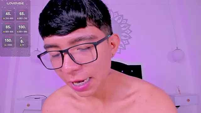 CodyTwink online show from December 19, 2025, 3:25 pm