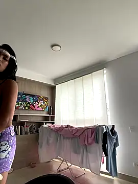 DeuxGold online show from October 27, 2025, 5:25 pm