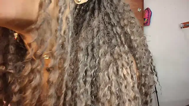 Snapshot of CandyBlackFunXXX chatting on December 19, 2025, 10:17 am CandyBlackFunXXX online show from December 19, 2025, 10:17 am