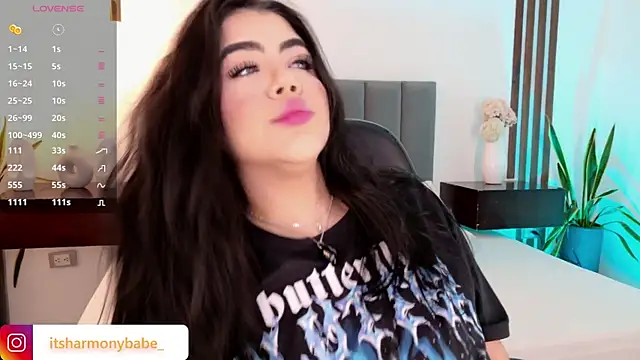 Snapshot of Harmonybabe_ chatting on May 23, 2026, 8:52 pm Harmonybabe online show from May 23, 2026, 8:52 pm