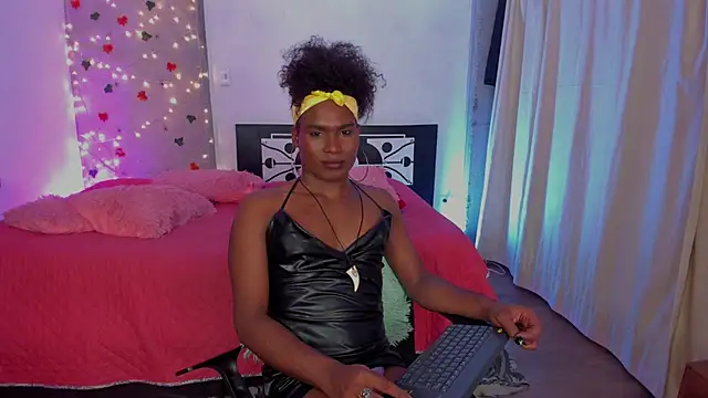 blackbarbietrans online show from January 20, 2025, 2:22 am