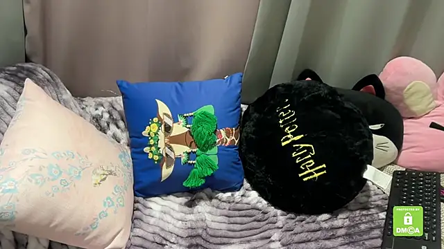 Snapshot of Unique-Beauty chatting on November 4, 2025, 3:16 pm Unique-Beauty online show from November 4, 2025, 3:16 pm