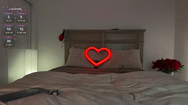 NattyFierros online show from February 15, 2026, 2:12 am