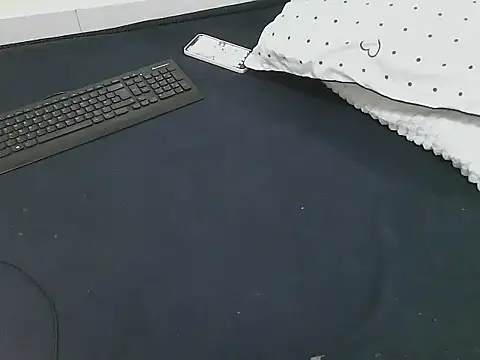 lella-0 online show from March 20, 2026, 1:12 pm