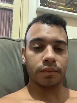 rodrig3105 online show from February 6, 2025, 1:32 pm