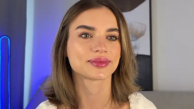 Snapshot of JodyBlow chatting on October 24, 2025, 11:31 am JodyBlow online show from October 24, 2025, 11:31 am