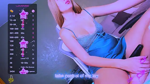 Snapshot of ReggieMeow chatting on March 23, 2025, 1:31 am ReggieMeow online show from March 23, 2025, 1:31 am