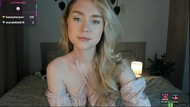 TheVanessaMaes online show from December 21, 2025, 4:47 am