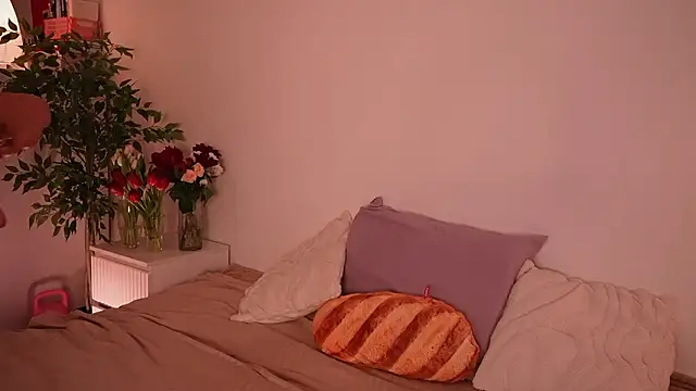 kris69kiss online show from March 8, 2026, 1:03 pm