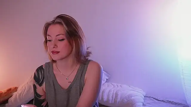 Snapshot of kris69kiss chatting on January 11, 2026, 2:02 pm kris69kiss online show from January 11, 2026, 2:02 pm