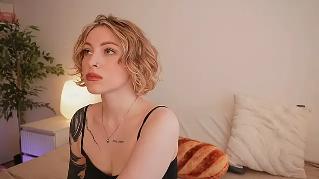 kris69kiss online show from March 28, 2026, 1:34 pm