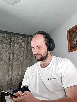 Snapshot of Popadosik_Mod chatting on February 20, 2026, 6:21 pm Popadosik Mod online show from February 20, 2026, 6:21 pm