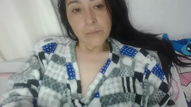 naughthyany16 online show from October 19, 2025, 4:26 am