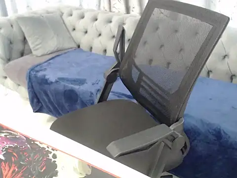 Snapshot of svetysin chatting on May 3, 2026, 10:20 am svetysin online show from May 3, 2026, 10:20 am