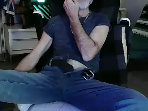 Snapshot of Towndude123 chatting on February 23, 2026, 8:20 pm Towndude123 online show from February 23, 2026, 8:20 pm