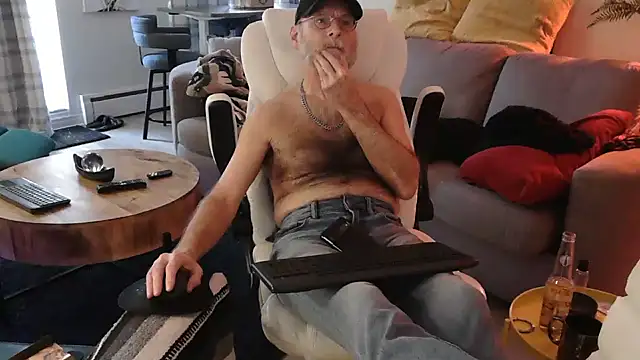 Towndude123 online show from February 5, 2025, 8:57 pm